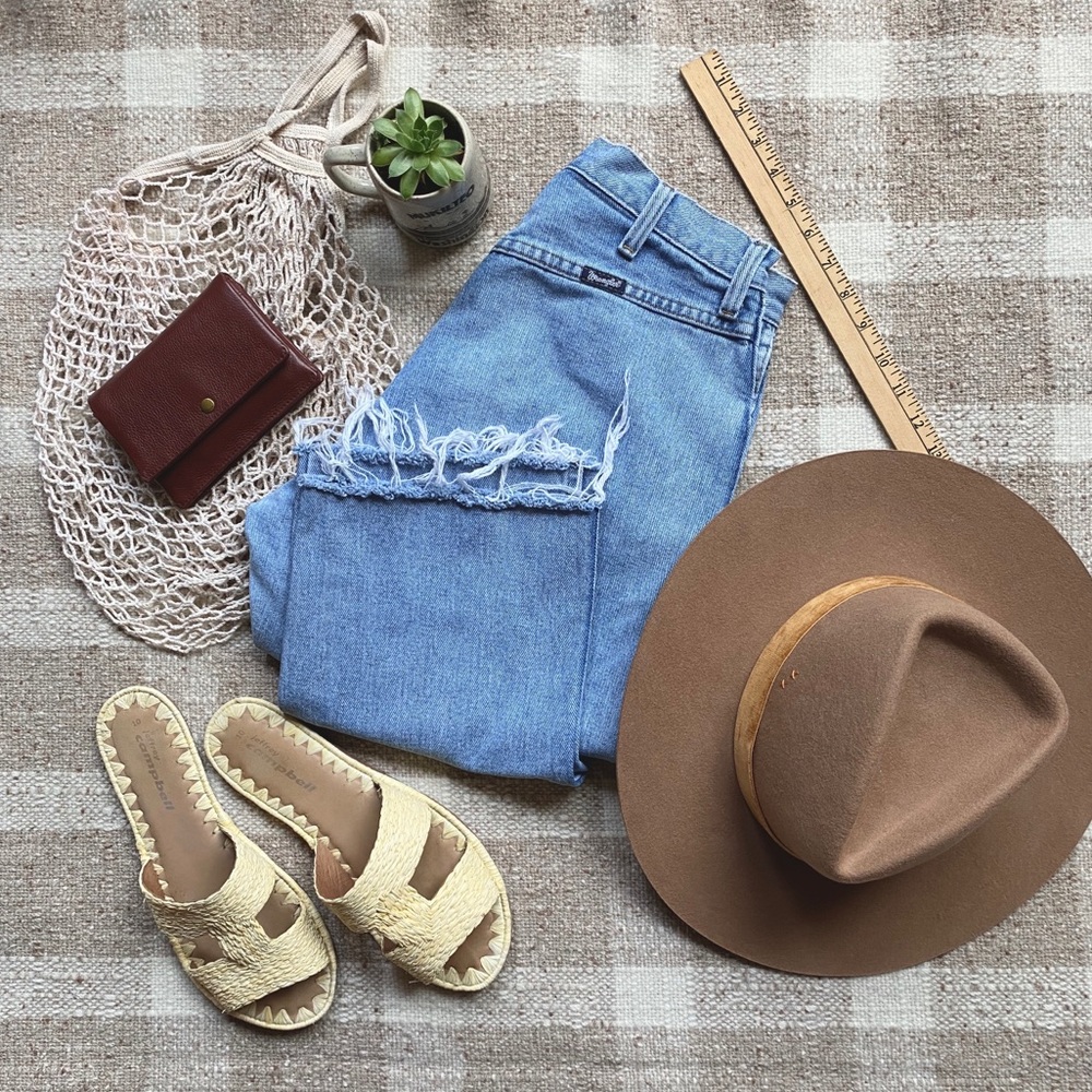 Vintage 🌿 Levis 501 high waist perfect jean - Picture 2 of 3